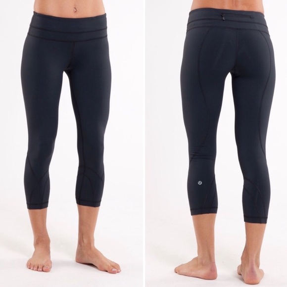 lululemon athletica Pants - Lululemon Crop Leggings